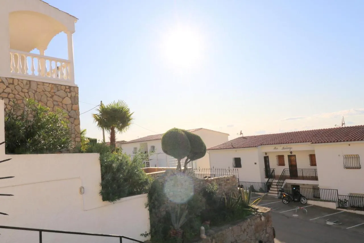Les Roques Apartment Roses 0*,